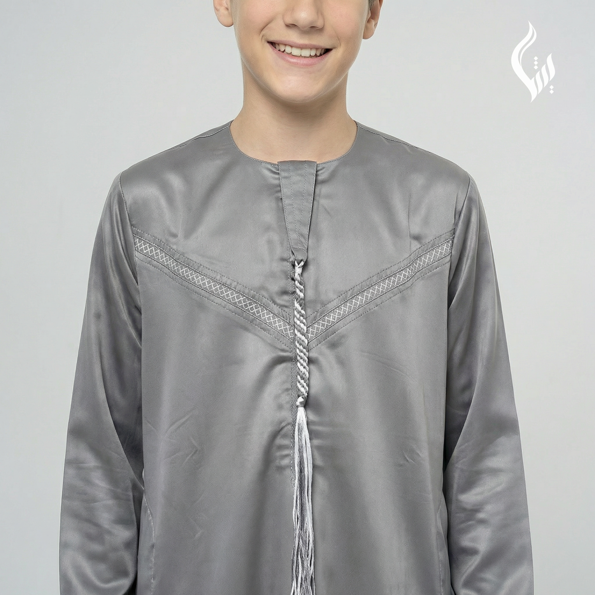 Emirati Omani Style Thobe for Kids without Tassel – Classic Islamic Wear-thumbmail-2