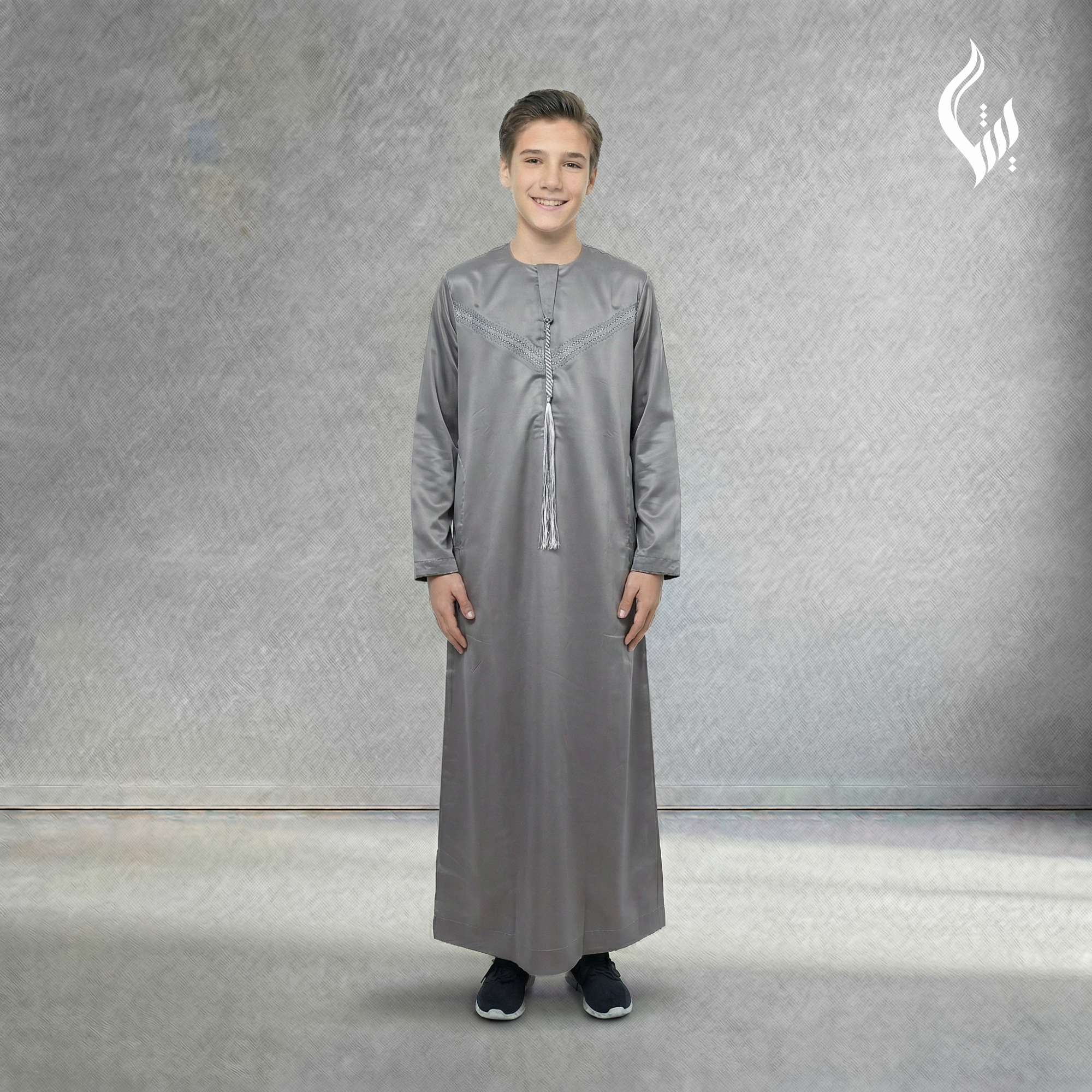Emirati Omani Style Thobe for Kids without Tassel – Classic Islamic Wear